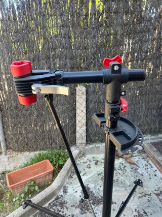 Caballete reparación bicicleta sin usar
