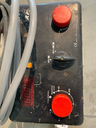 Cargador Baterías Ferve F970RF