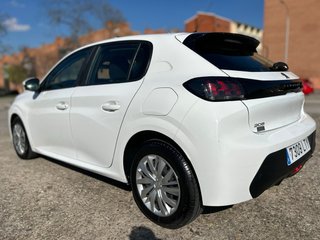 Peugeot 208 2022