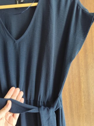 Vestido azul marino . Vero Moda