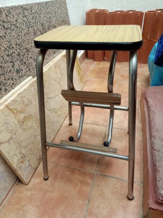 Taburete Escalera Madera y Metal