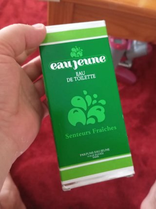 Eau Jeune Senteurs Fraîches Eau de Toilette 200ml