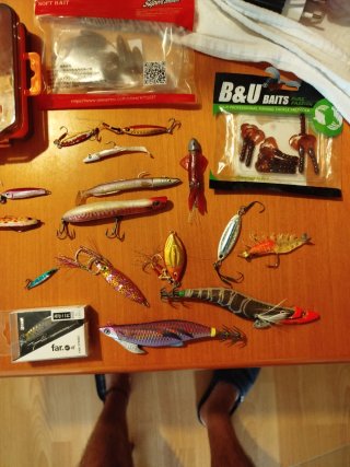 Pack señuelos pesca spinning todo marcas