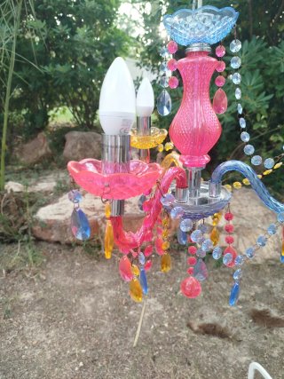 Lámpara colgante de cristal y plástico