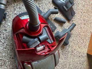 Aspiradora Hoover Telios Plus Roja