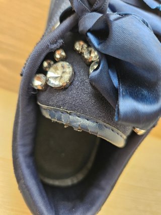 Zapatillas azules con pedrería T40