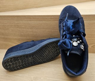 Zapatillas azules con pedrería T40