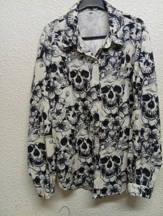 Blusa XXL Calaveras y Flores