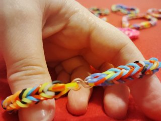 Pulseras hechas a mano multicolor