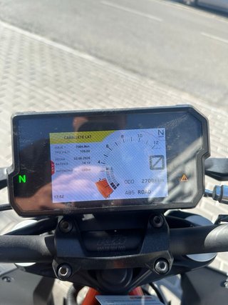 KTM Duke 125cc Negra y Naranja