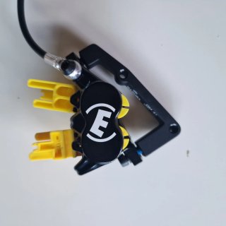 Magura MT5 4 Pistones. Delantero