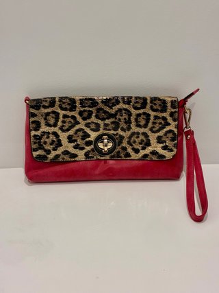 Bolso de mano con estampado de leopardo