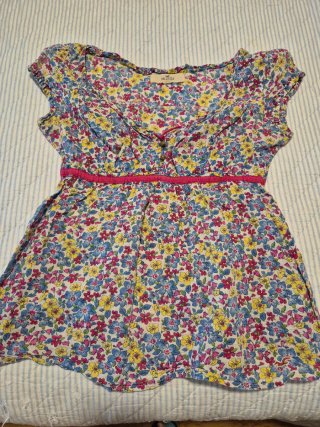 Blusa Hollister floral