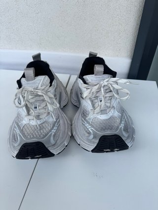 Zapatillas Balenciaga Plata y Blanco