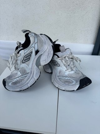 Zapatillas Balenciaga Plata y Blanco