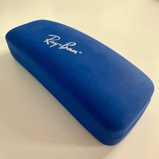 Fondina per occhiali per bambini Ray-Ban blu. Come nuova
