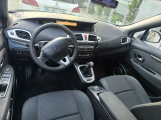 Renault Scenic 2010