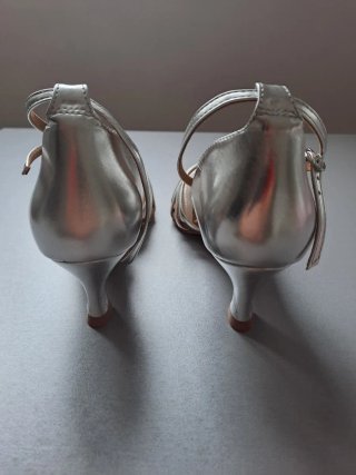 Zapatos de Baile Latino Plateados