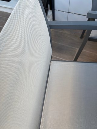 Conjunto mesa y sillas de jardín