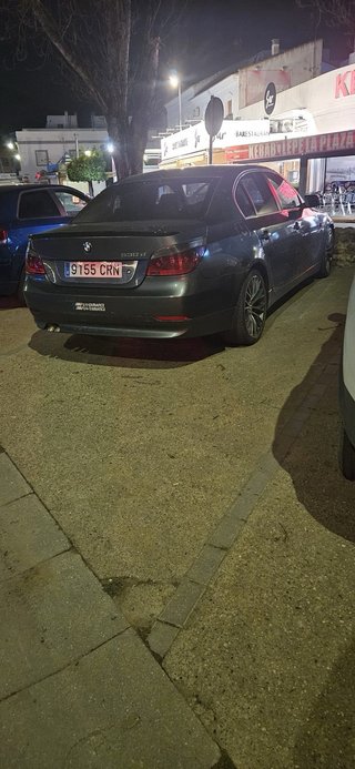BMW E60 2004
