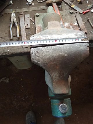 Torno de banco verde