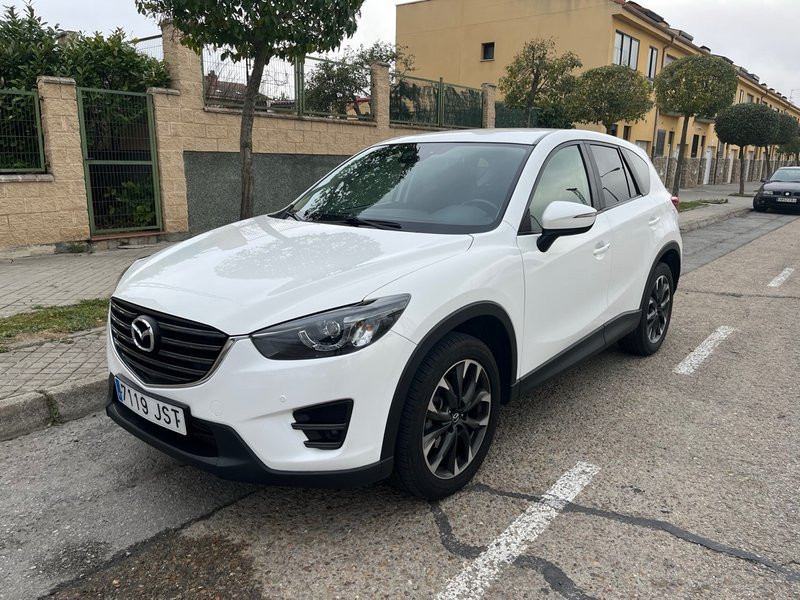Mazda CX-5 2.2 SKYACTIV-D Black Tech Edition 2016 - foto 1