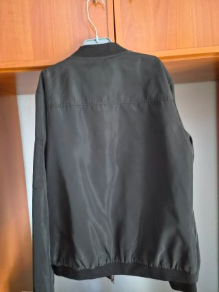 Chaqueta impermeable negra ONLY