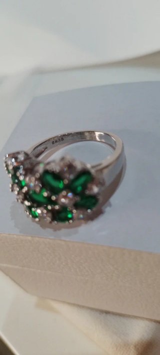 Anillo Plata con Piedras Verdes