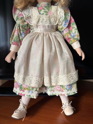 Bambola di porcellana