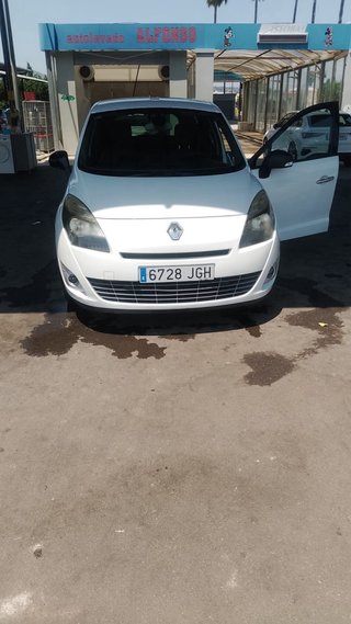 Renault Scenic 2011