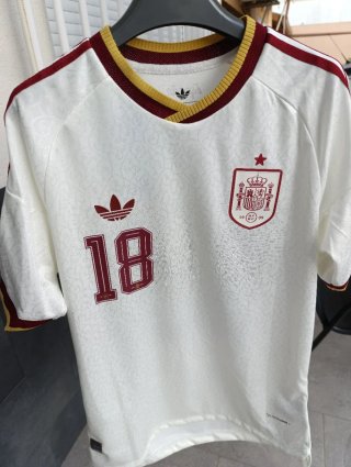 Camiseta NUEVA ESTRENAR ESPAÑA, ADIDAS. Talla S/M