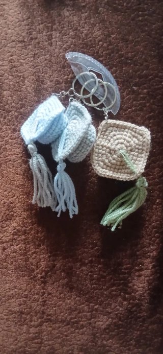 Llaveros Gorros de Graduación Crochet