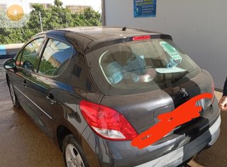 Peugeot 207 2012