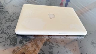 MacBook Blanco Policarbonato 2009 + Cargador