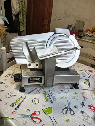 Cortadora de fiambre industrial