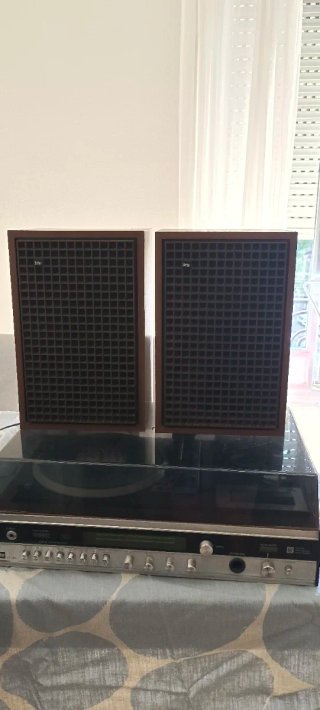 Tocadiscos vintage Bettor