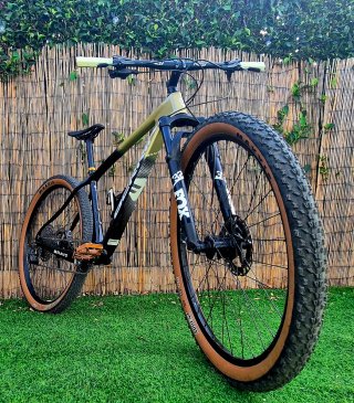 29 Pulgadas Bicicleta de montaña cuadro de carbono