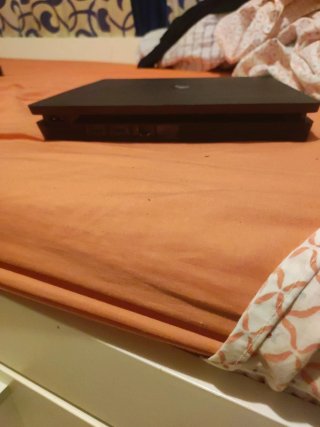 Consola PS4 Slim Negra