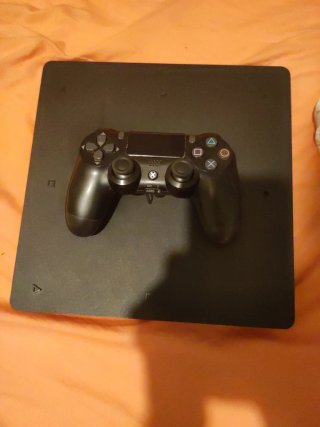 Consola PS4 Slim Negra