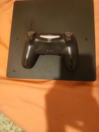 Consola PS4 Slim Negra