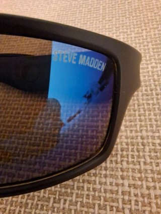 Occhiali da sole Steve Madden neri