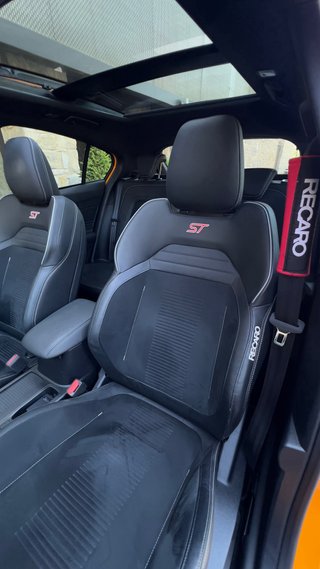 Ford Focus 2.3 Ecoboost ST 3 (280 CV) Naranja Fury