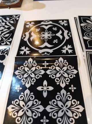 16 Pegatinas Azulejo Negro y Blanco de 16 cm