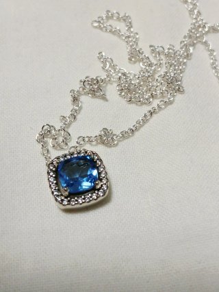 Collana punto luce quadrato blu s925 ale