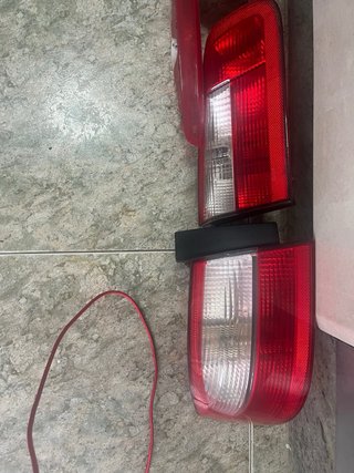 Faros Traseros Laguna 2