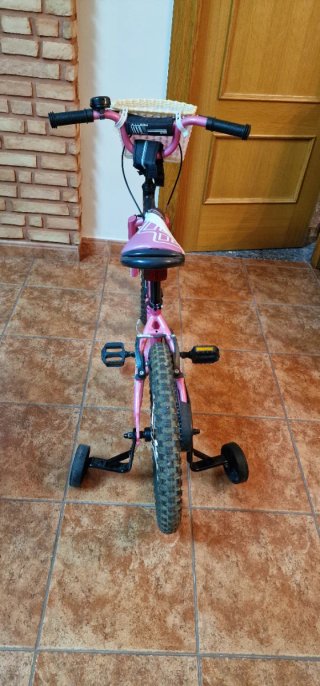 Bicicleta Monty 104 niña con cesta y ruedines