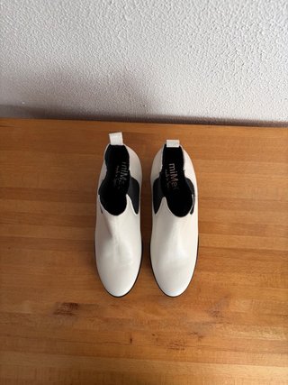 Botines Chelsea Blanco y Negro