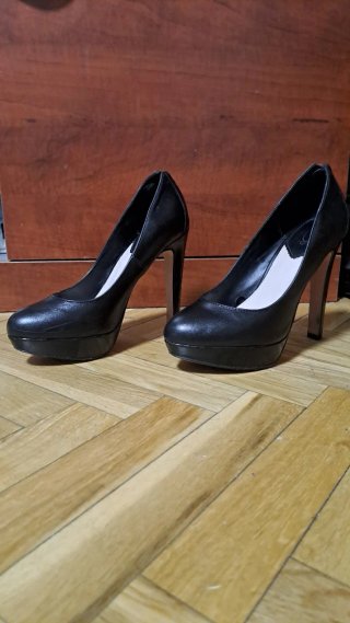 Zapatos de tacón negros