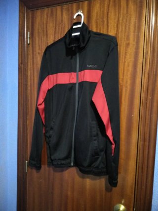 Chaqueta deportiva Reebok Talla S