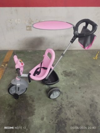 Triciclo para bebé rosa